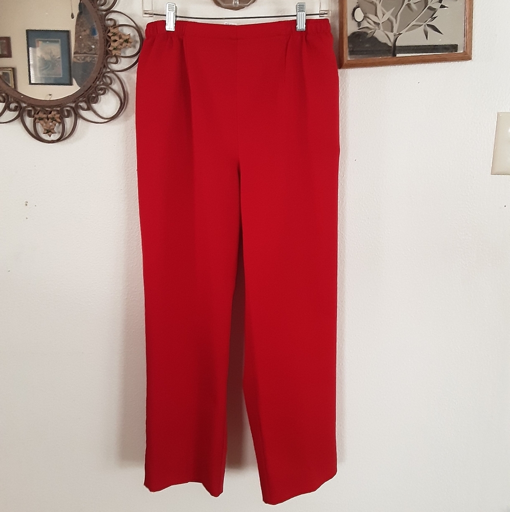 LIKE NEW DRAPER'S & DAMONS RED PULL ON PANTS, 14P